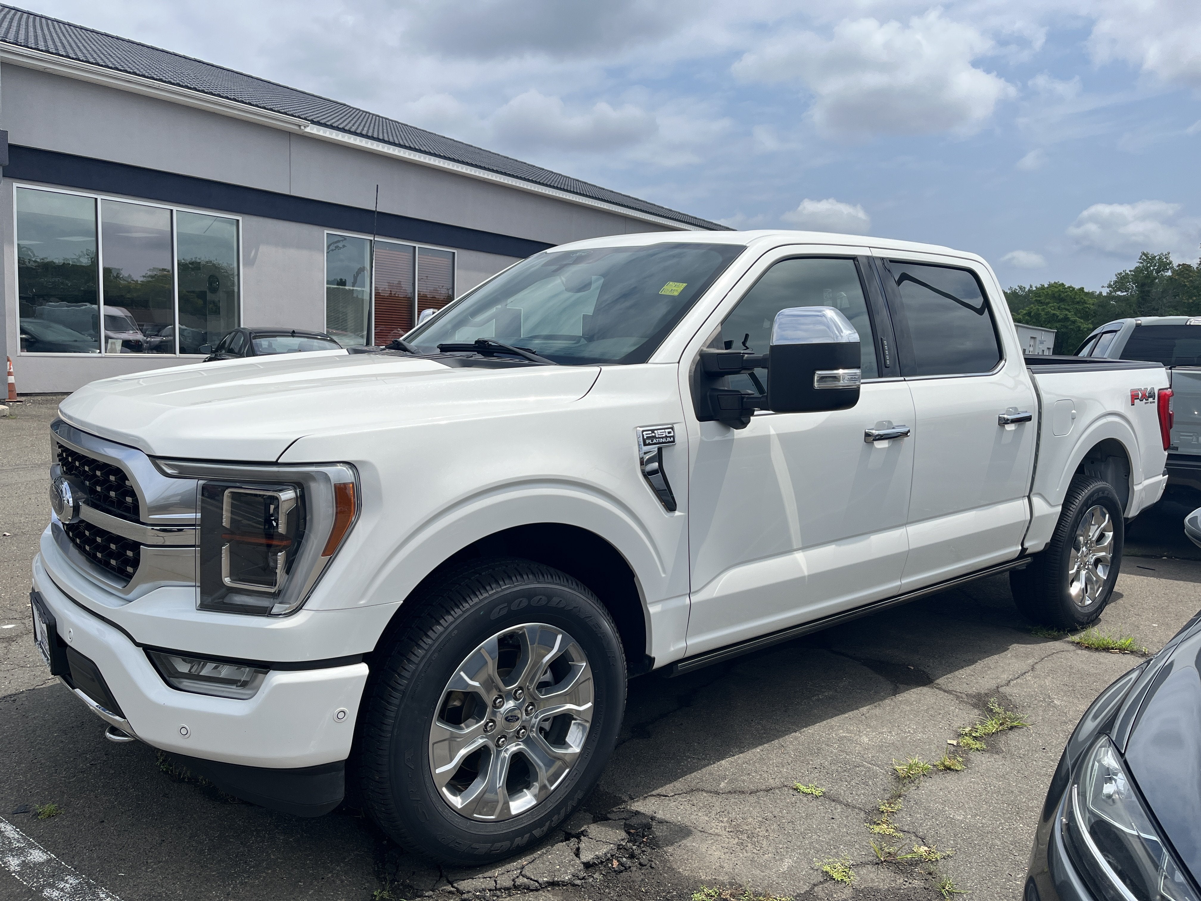 2022 Ford F-150 STAR WHITE in White — front three-quarter view